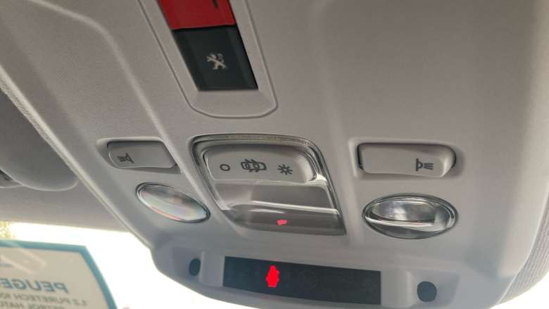 Peugeot 208 1.2 PureTech 100 Allure 5dr Petrol Hatchback